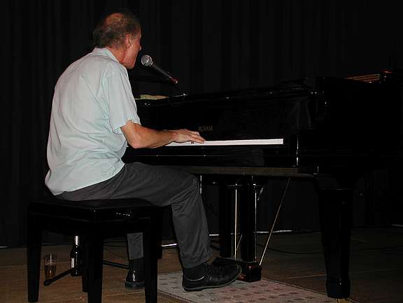 Paul_Millns022.jpg