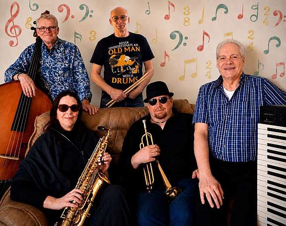 JazzConnection_Schlagzeuger_1000ersetzt.jpg