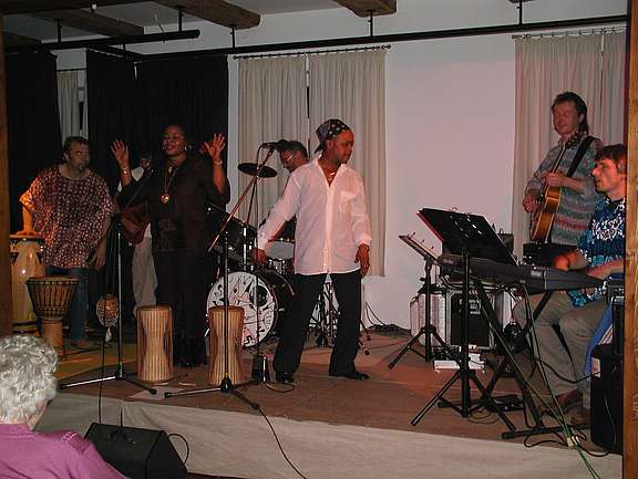 TalkingDrums058.jpg