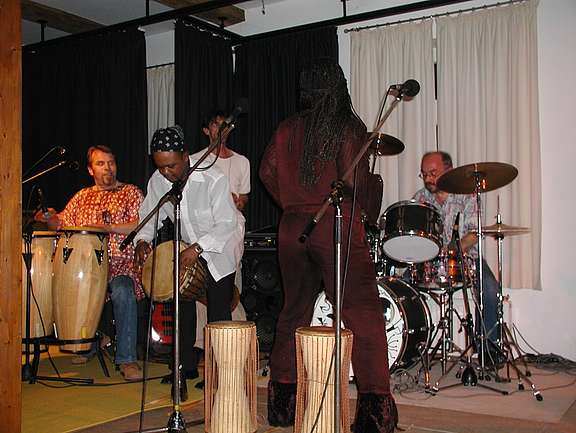 TalkingDrums038.jpg