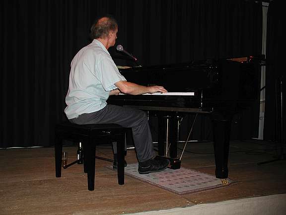 Paul_Millns023.jpg